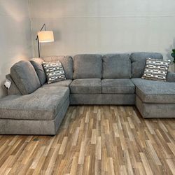 💃$10 PAYMENT 👌O'PHANNON PUTTY 2-PIECE RAF SECTIONAL