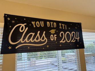 2024 Graduation decorations