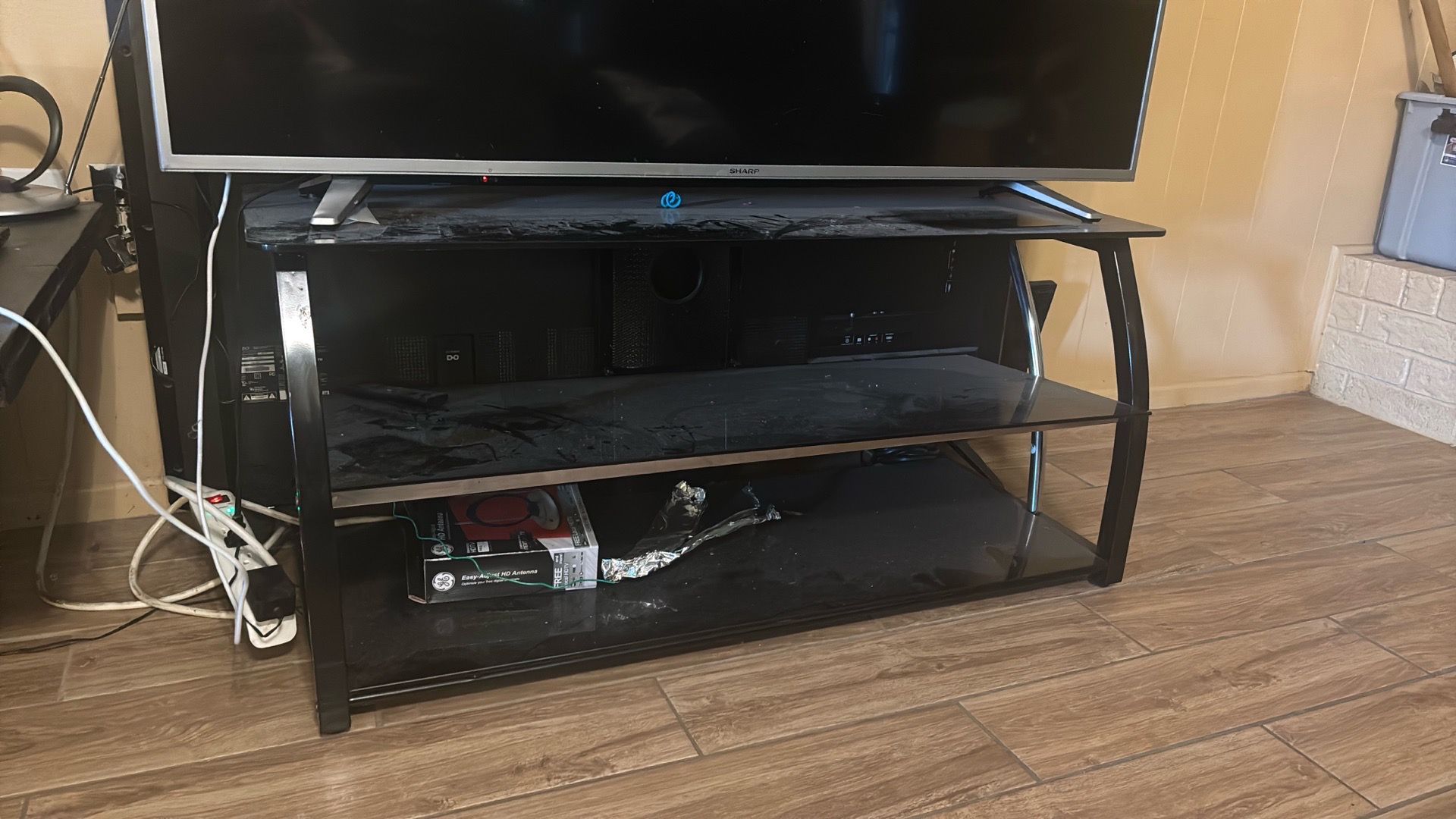 Black tv stand