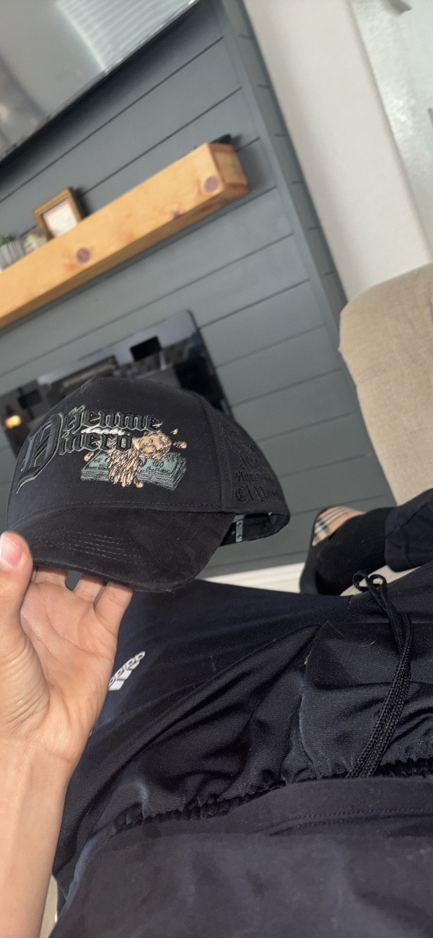 Hat Edición Especial x FINO