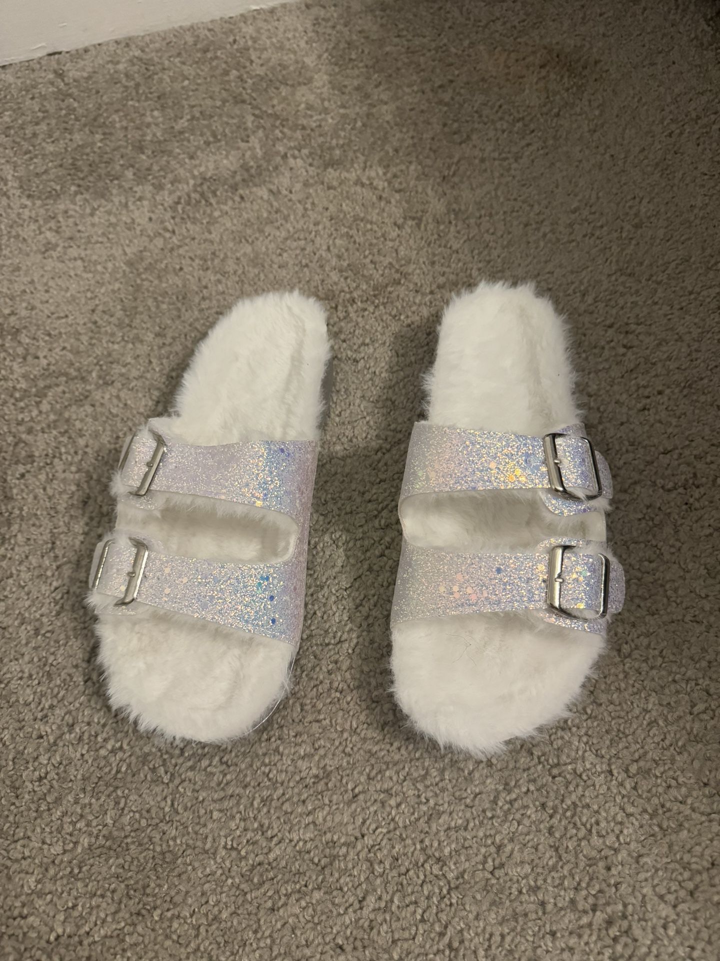 Glitter Faux Fur White Open Toe Slides Size 7