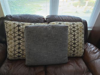 Decorative Couch Throw Chair Pillows 6 Total