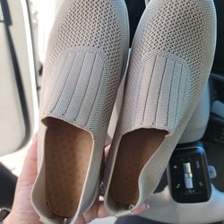 Walking Shoes (Size 8 Womens)