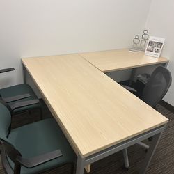 Desk-natural wood finish w/metal legs