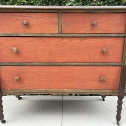 Vintage 4-Drawer Dresser