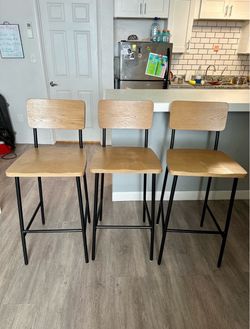 Set of 3 Bar Stools with Back