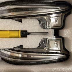 Toyota Tacoma OEM Side Mirror Lights