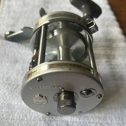 ABU GARCIA AMBASSADEUR 7000C3  PRE-OWNED