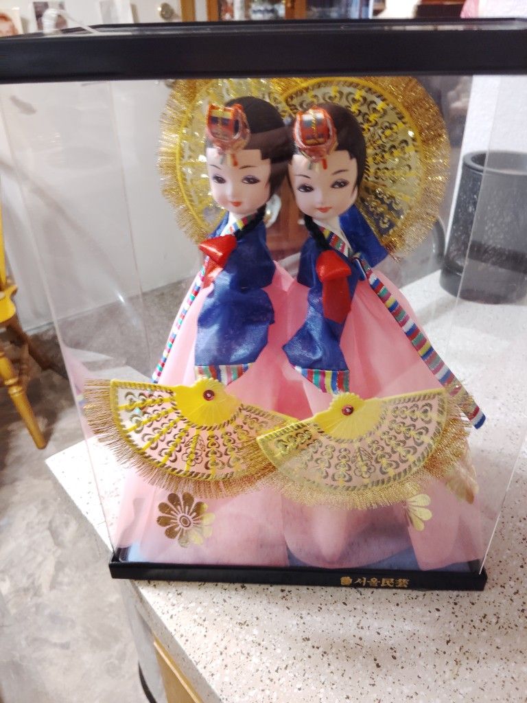 Korean / Japanese Dolls
