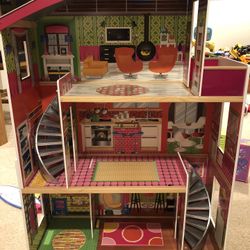 Kidkraft Doll House 