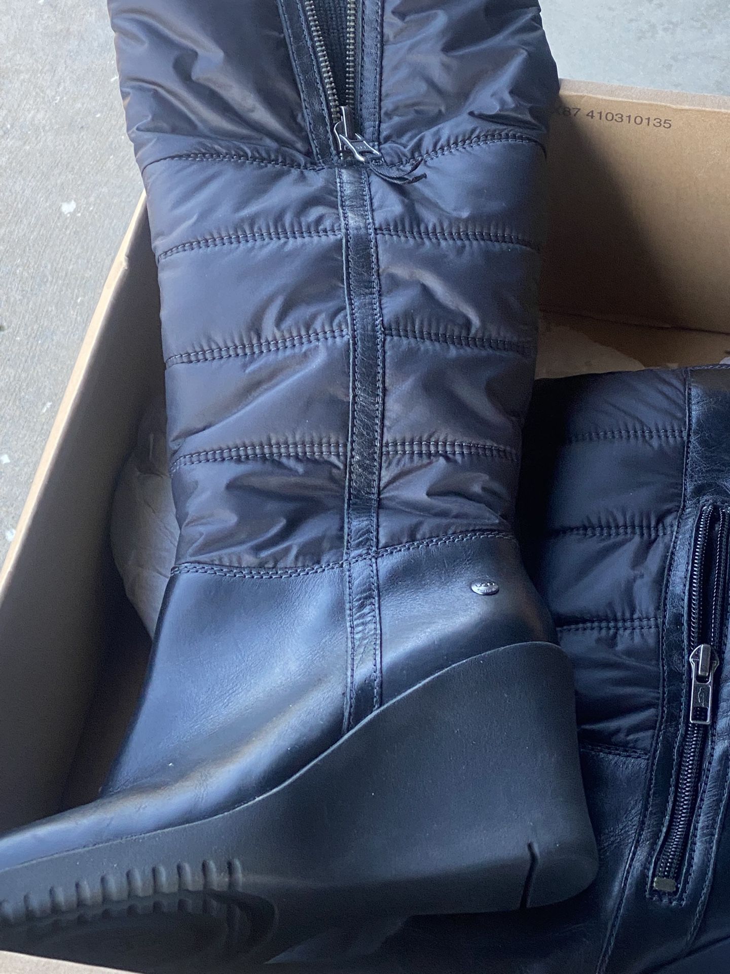 ULG Boots New Never Used