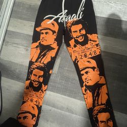 Size Small. cartel Joggers 