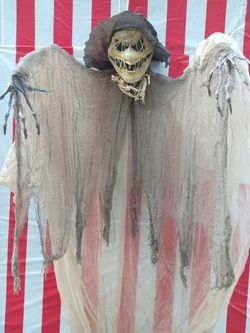 6' Scarecrow Hanging Halloween Prop