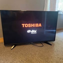 37 in. Toshiba Tv