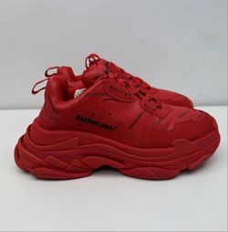 Balenciaga Triple S size 8 men