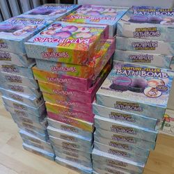 80+ Boxes- Bath Boom Fortune Teller & BFF Kit Set