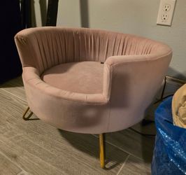 Small pet bed