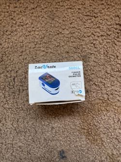 Finger pulse oximeter