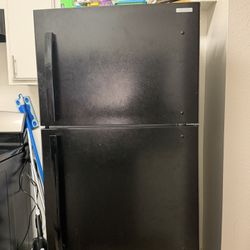 Insignia Fridge for Sale ($250 OBO, No Delivery, 3rd floor Apartment Complex)
