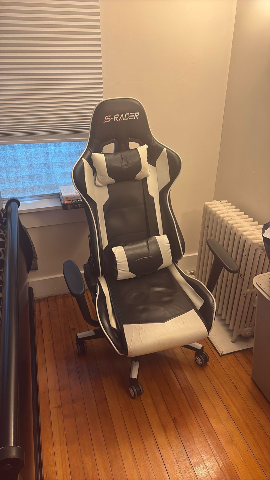Gaming Chair 