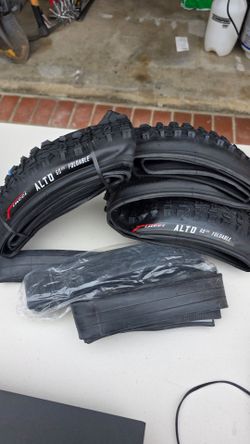 Bike Tires 26 x 1.95