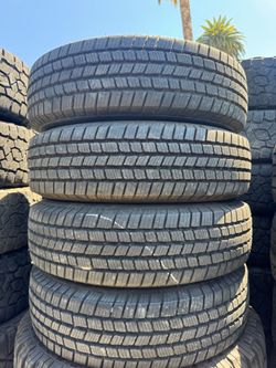 215/85r16 Michelin tires en excelentes condiciones de vida las 4