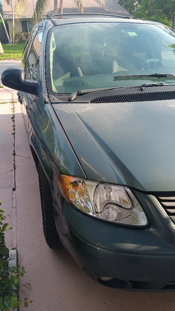 2006 Dodge Grand Caravan