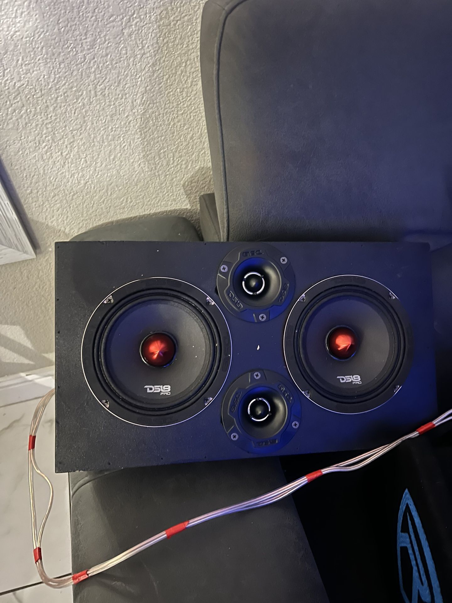 SPEAKERS