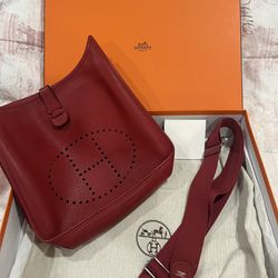 Authentic Hermes Rouge Garance Clemence Leather Evelyne III GM Bag