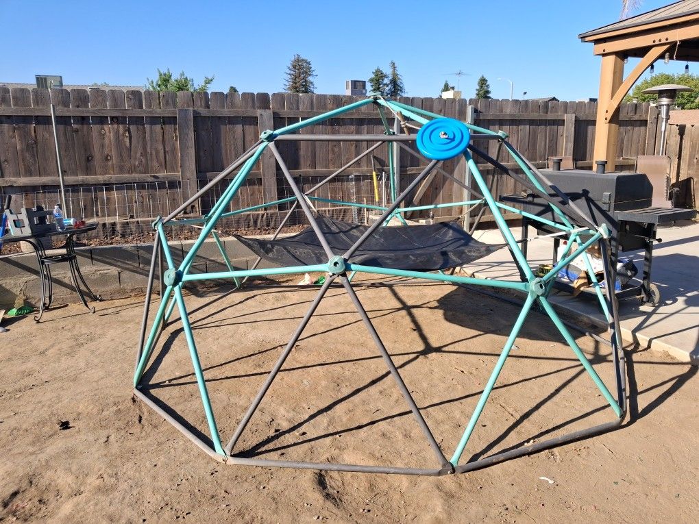 10 Ft Climbing Kids Dome