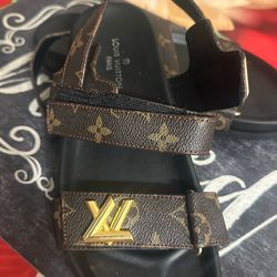 Louis Vuitton sandals size 6 1/2