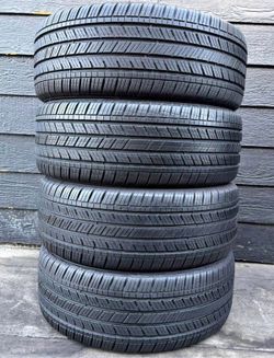 215/50/18 goodyear