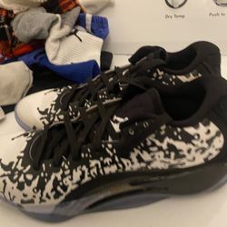 zion williamson 3 box included