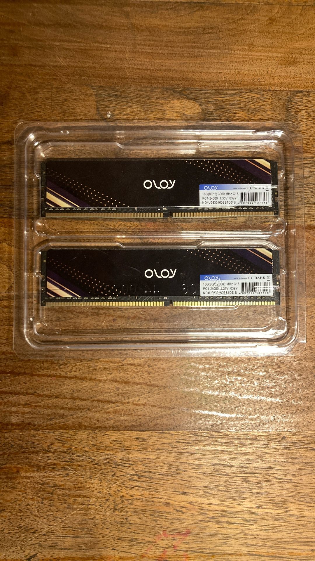 Oloy RAM (16GB, 8GB Each) Memory