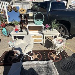 Today & Tomorrow Garage Sale 🎉🎉