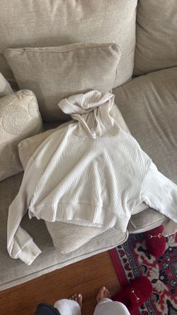 Alo sweat set