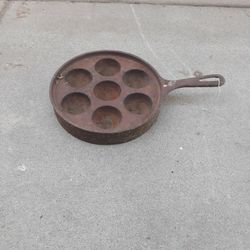 Vintage Griswold Cast Iron Aebei Danish Pancake Egg Skillet Pan