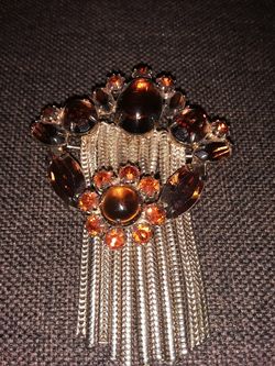Vintage Weiss brooch