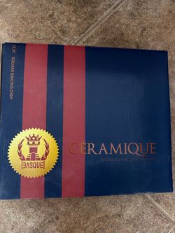 Basque Céramique 13.75" Square Baking Dish