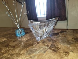 Crystal & picture holder