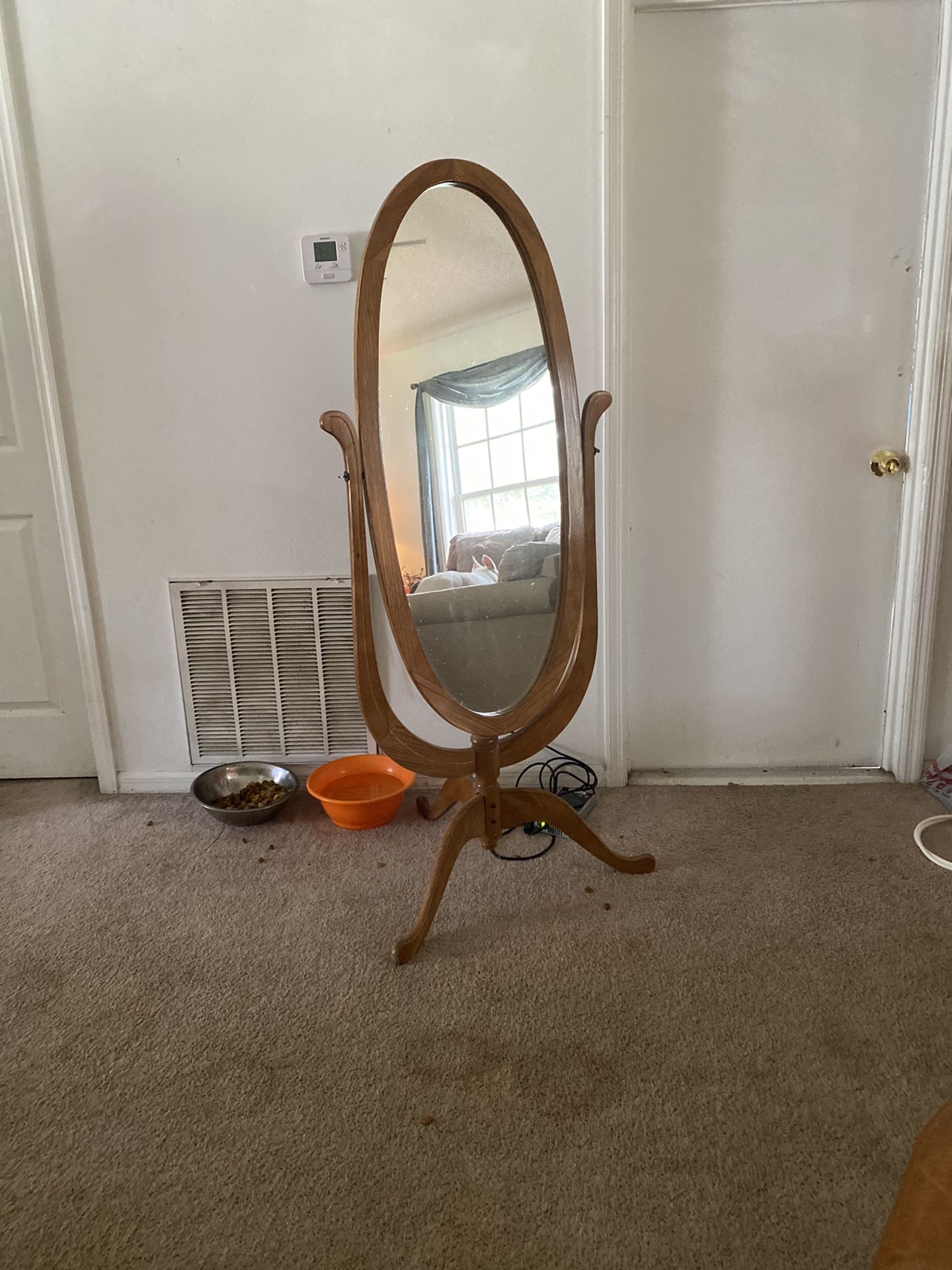 A stand up mirror