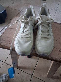 Tenis blancos  reedbook