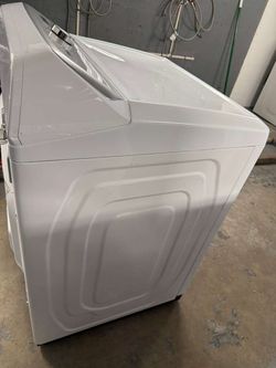 White Top-Load Washing Machine