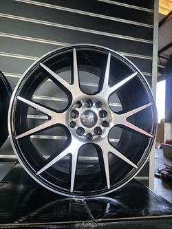 17 inch aftermarket wheels for sale 5×114.3 / 5×100 
FINANCING AVAILABLE SAME AS CASH