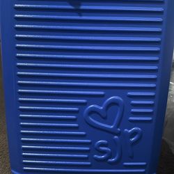 NWT SJP Hard Shell Easy Roll Suitcase