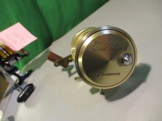 Used Shimano Designed For Professionals Triton mark II Gold FISHING REEL-63825-15
