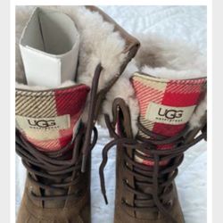 Uggs Adirondack Plait Boots Woman’s