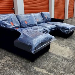 New Sectional FREE DELIVERY 