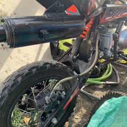 Coolster 125 cc Dirt Bike
