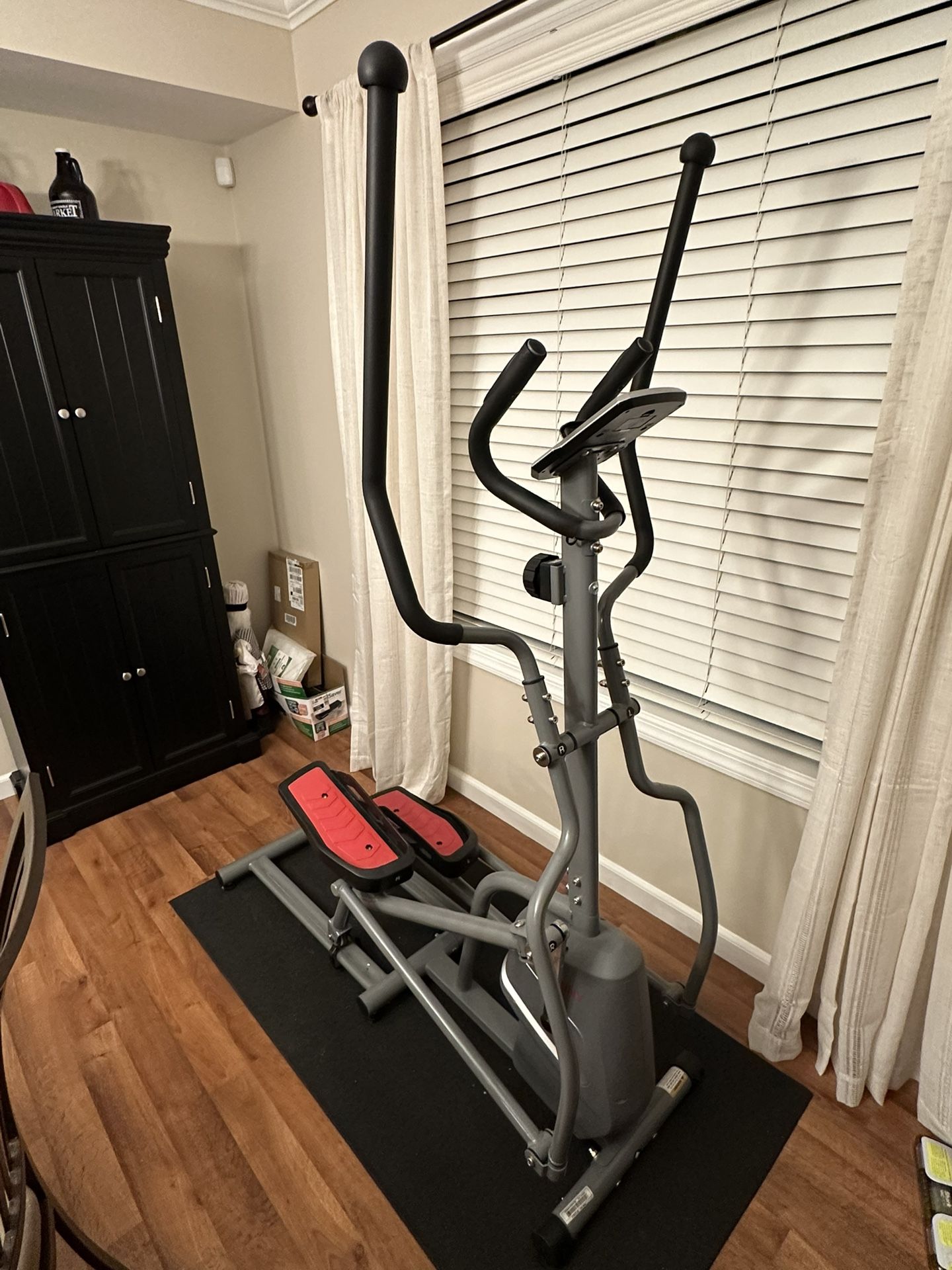 Sunny Elliptical - Gently Used